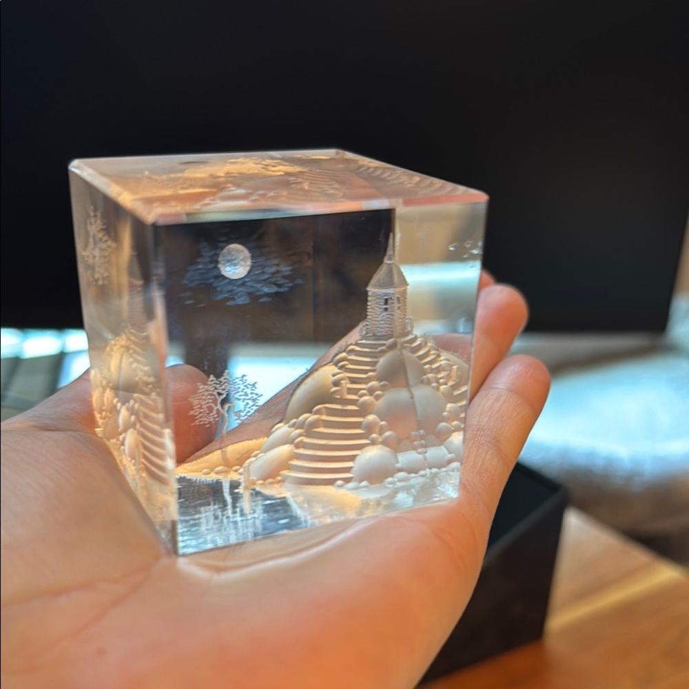 Crystal Cube with Winter Scene